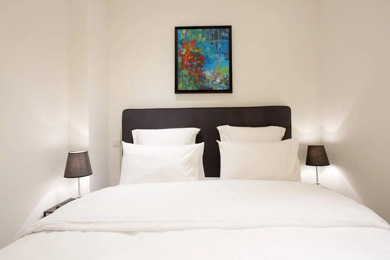 Palais Miramar: 1 Bed Side Sea View Lejlighed Cannes Frankrig