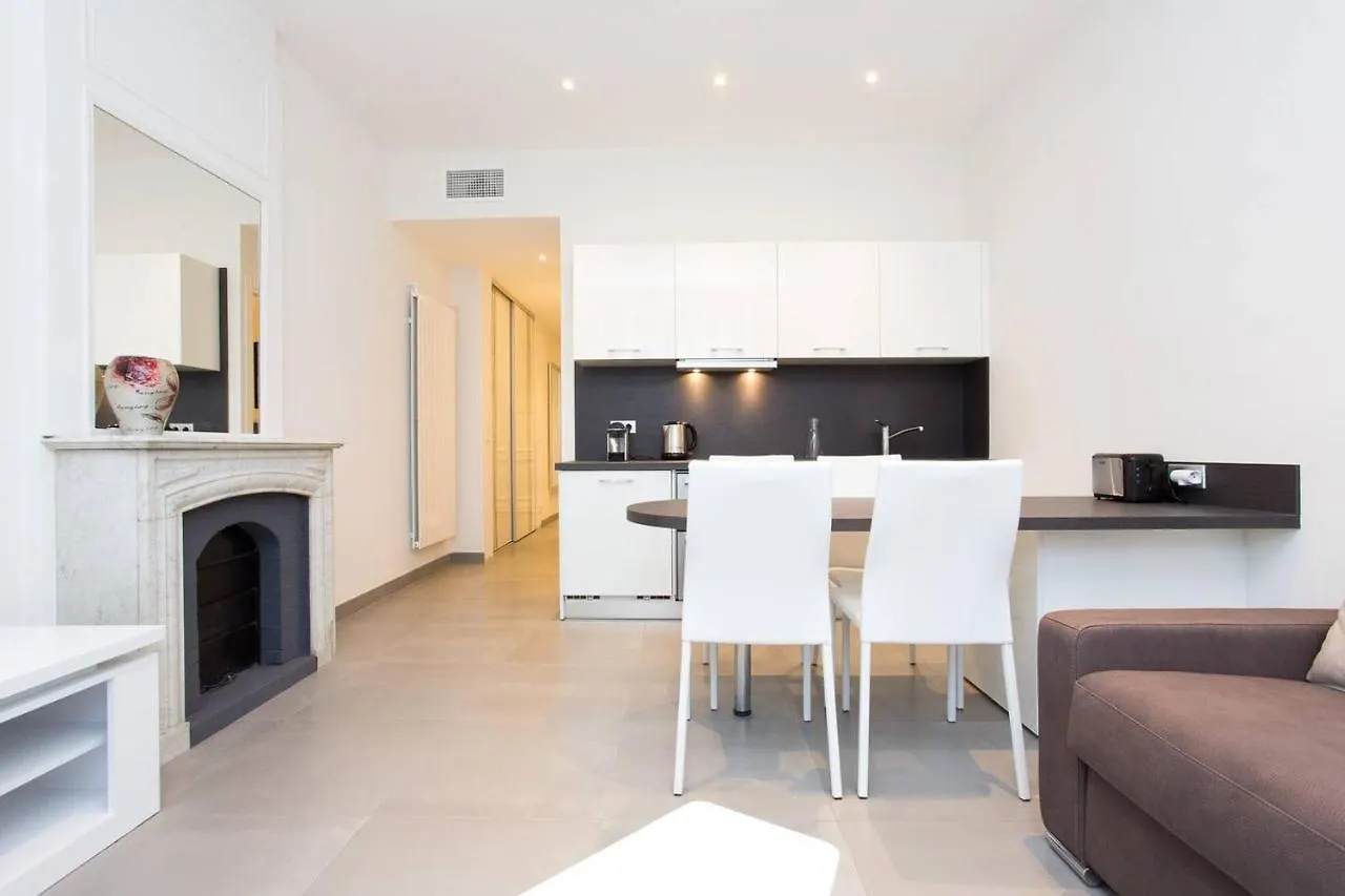 Palais Miramar: 1 Bed Side Sea View Lejlighed Cannes