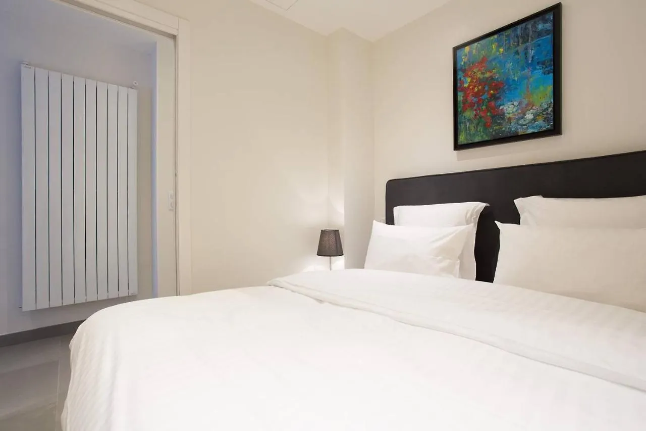 Palais Miramar: 1 Bed Side Sea View Lejlighed Cannes Frankrig